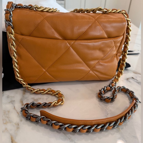 Chanel 19 Light Brown Medium - Picture 3 of 9
